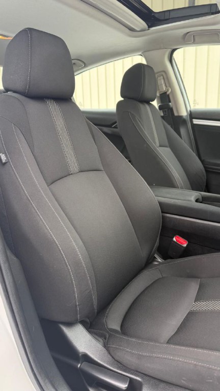 2018 Honda Civic Image 18