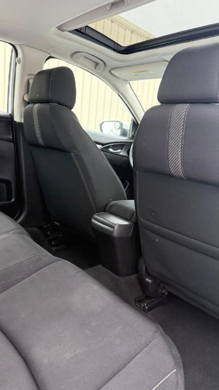 2018 Honda Civic Image 19