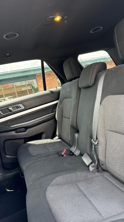 2017 Ford Explorer Image 14