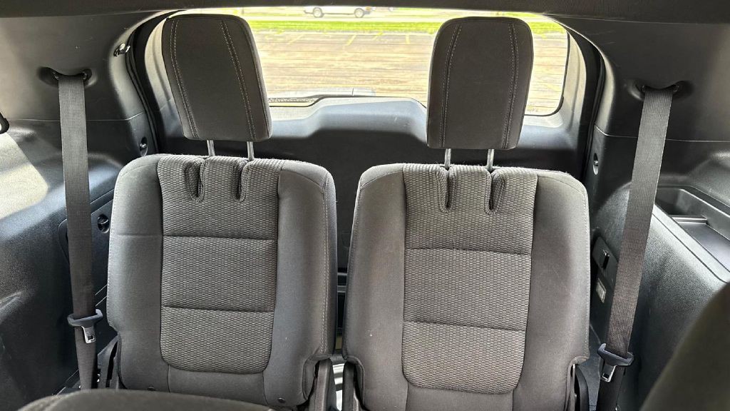 2017 Ford Explorer Image 15