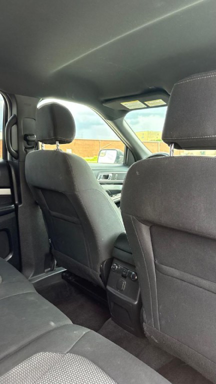 2017 Ford Explorer Image 19