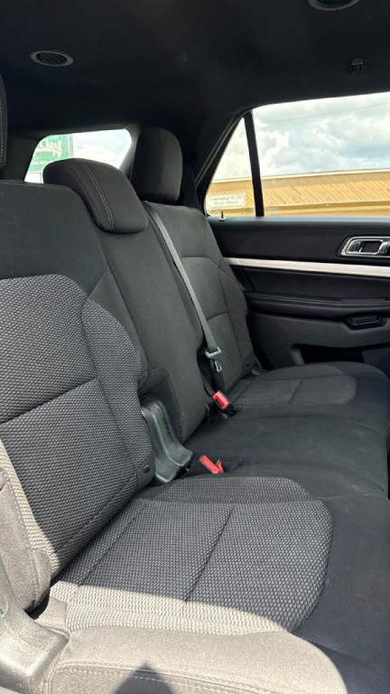 2017 Ford Explorer Image 20