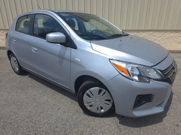 2024 Mitsubishi Mirage Image 1