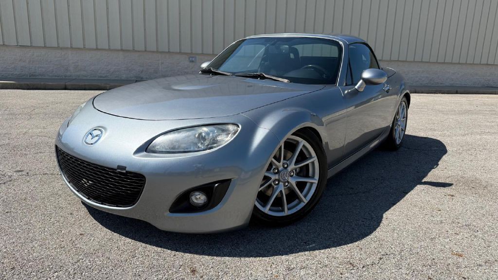2010 Mazda MX-5 Miata Image 1