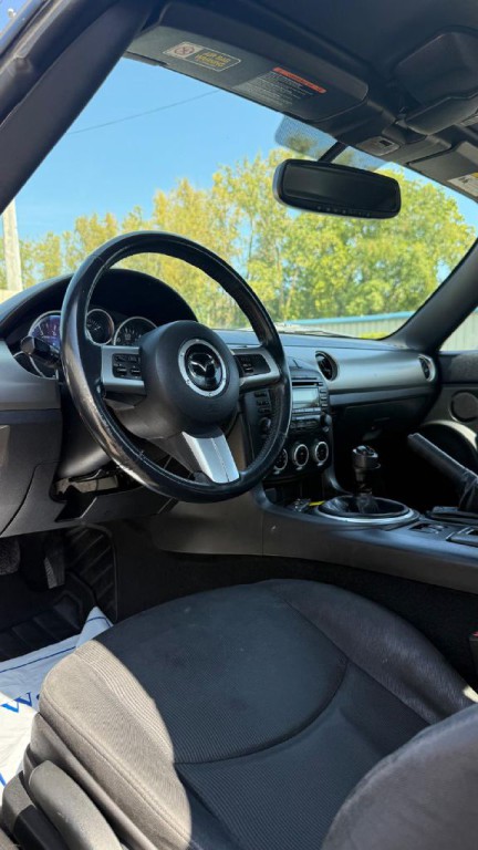 2010 Mazda MX-5 Miata Image 10