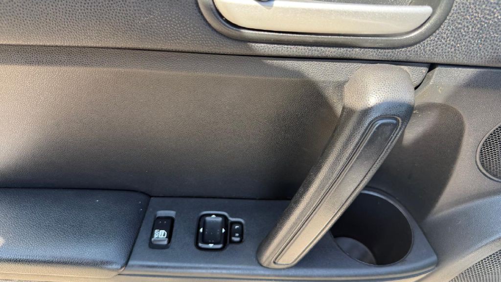 2010 Mazda MX-5 Miata Image 12