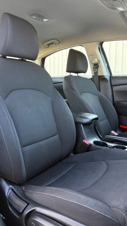 2021 Kia Forte Image 17