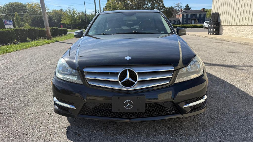 2012 Mercedes-Benz C-Class Image 7