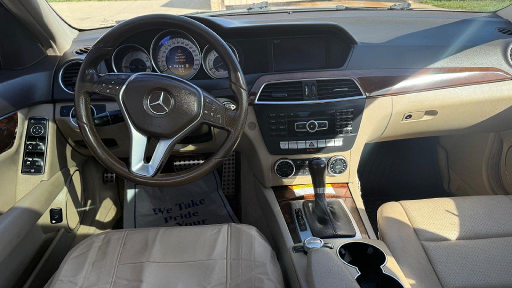 2012 Mercedes-Benz C-Class Image 9