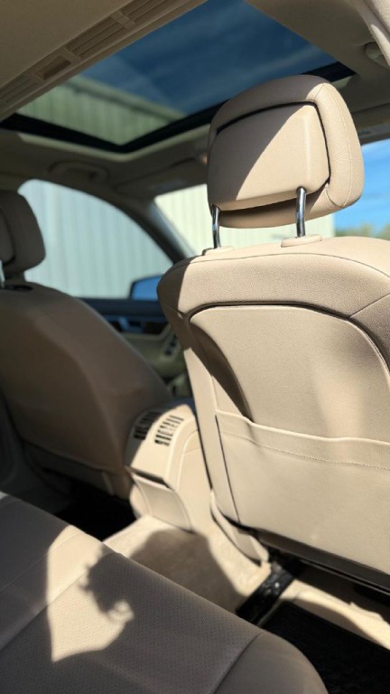 2012 Mercedes-Benz C-Class Image 14