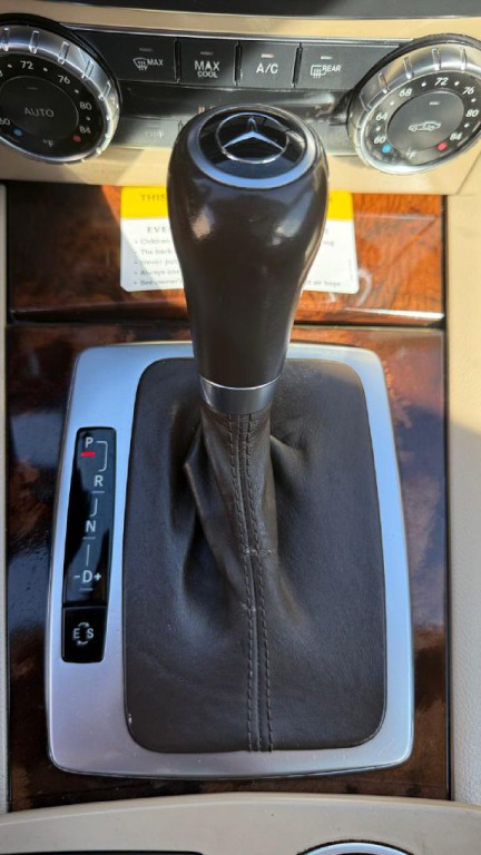 2012 Mercedes-Benz C-Class Image 17