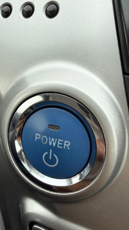 2012 Toyota Prius Image 22