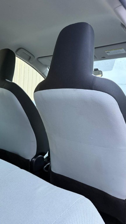 2013 Toyota Prius Image 18