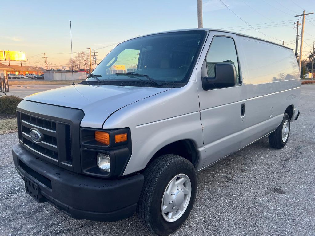 2012 Ford Econoline Image 1