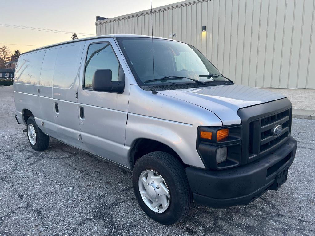2012 Ford Econoline Image 3