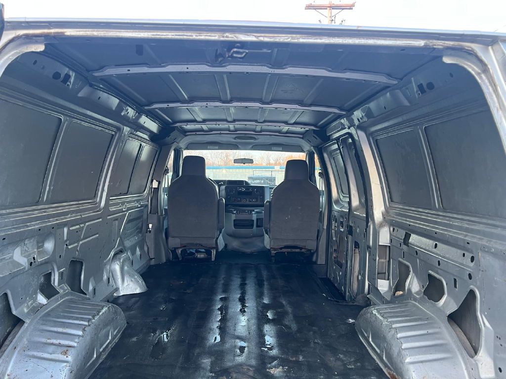 2012 Ford Econoline Image 7
