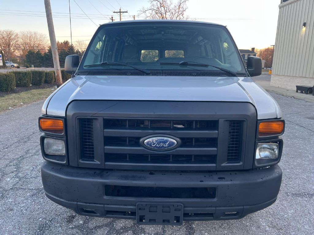 2012 Ford Econoline Image 10