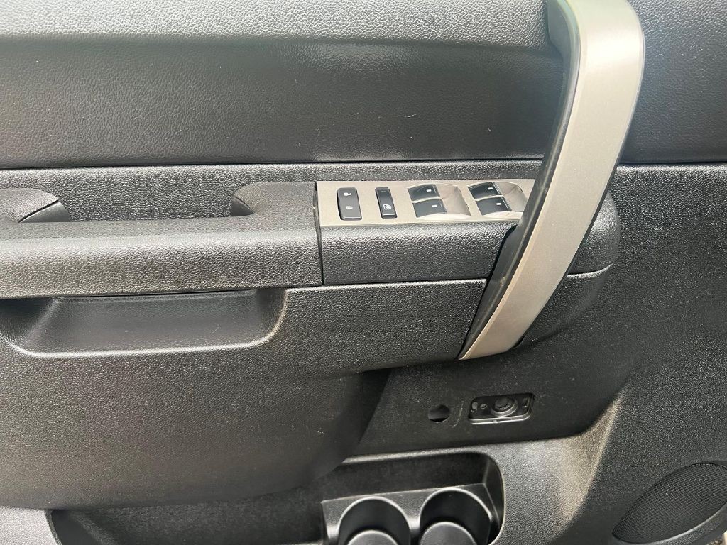 2007 Chevrolet Silverado 1500 Image 11