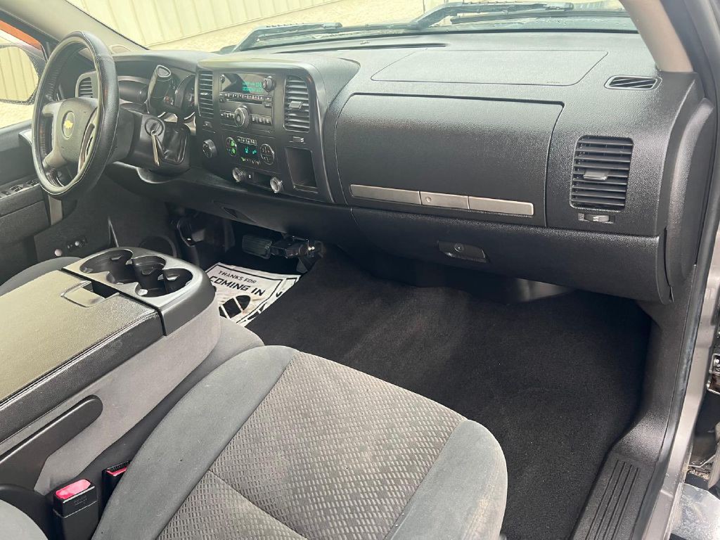 2007 Chevrolet Silverado 1500 Image 17