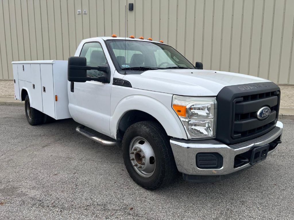 2011 Ford F-350 Image 9