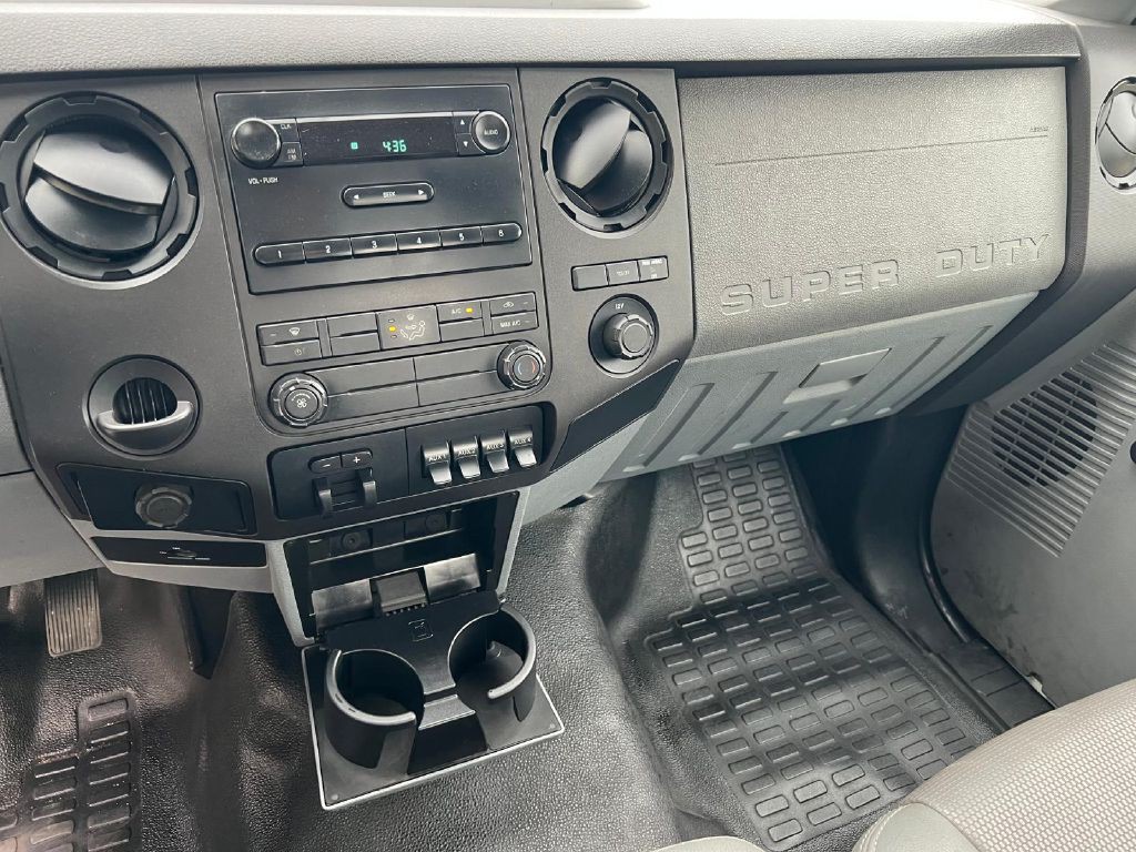 2011 Ford F-350 Image 20