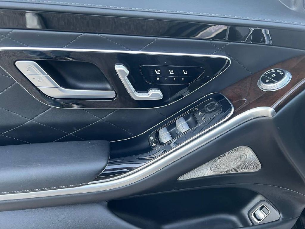 2021 Mercedes-Benz S-Class Image 21