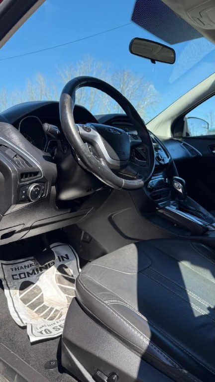 2013 Ford Focus Image 9