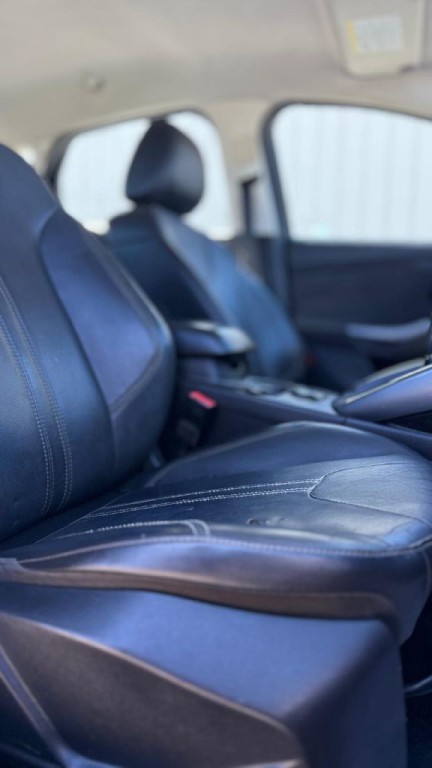 2013 Ford Focus Image 17