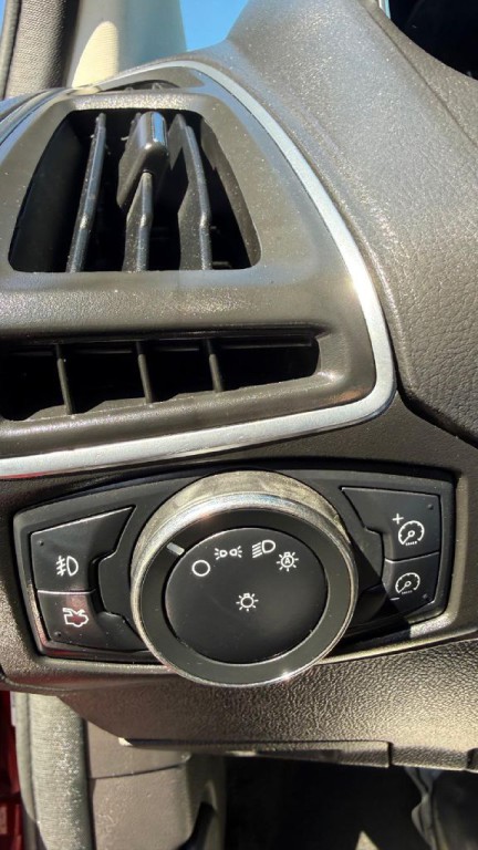 2013 Ford Focus Image 21