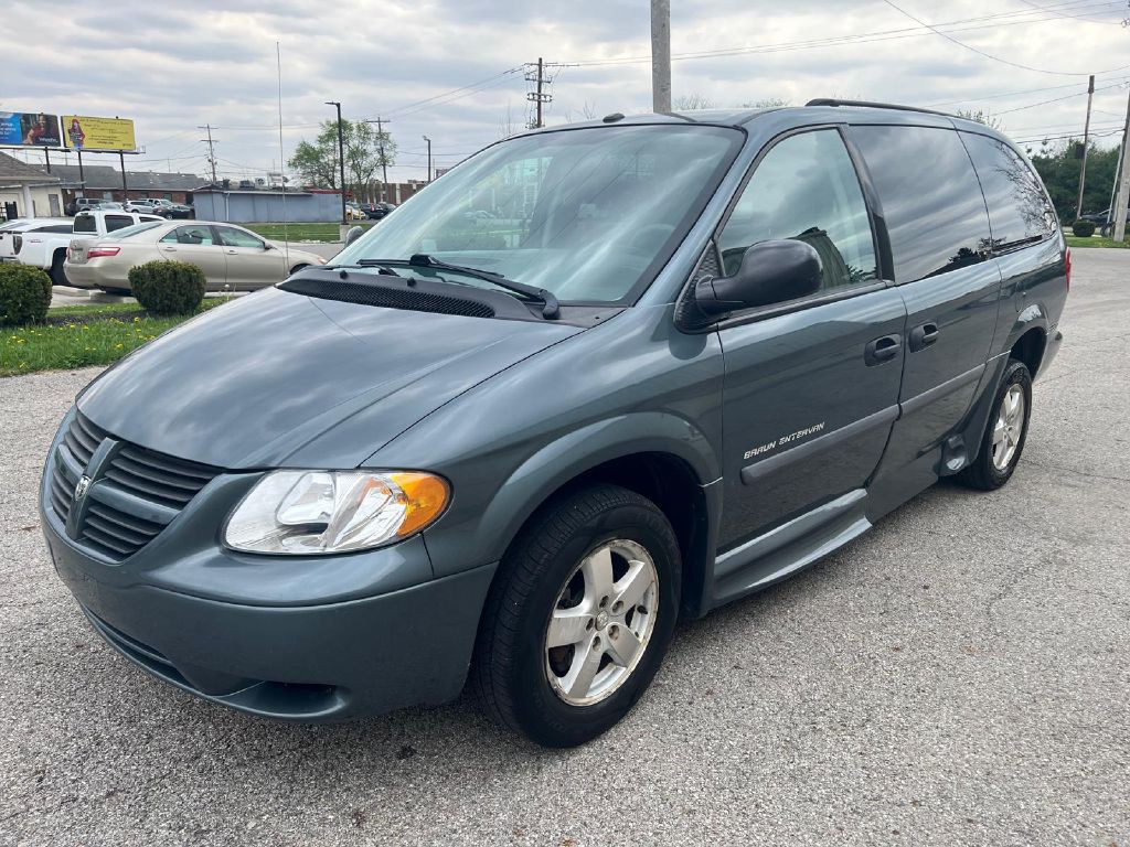 2007 Dodge Grand Caravan Image 3
