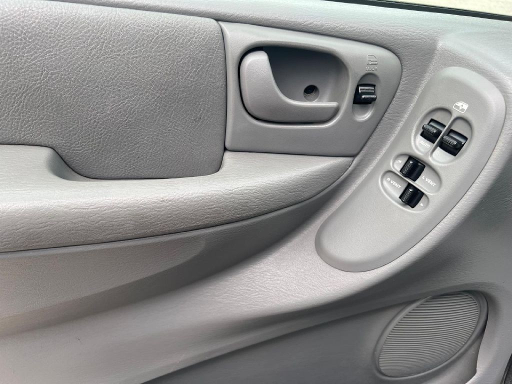 2007 Dodge Grand Caravan Image 7