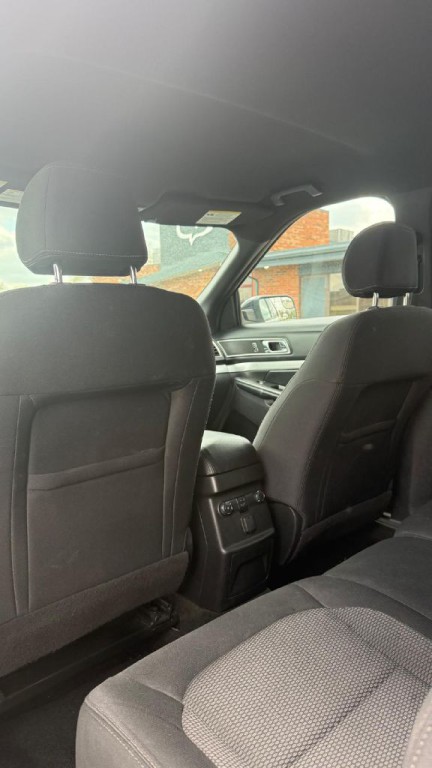 2017 Ford Explorer Image 13
