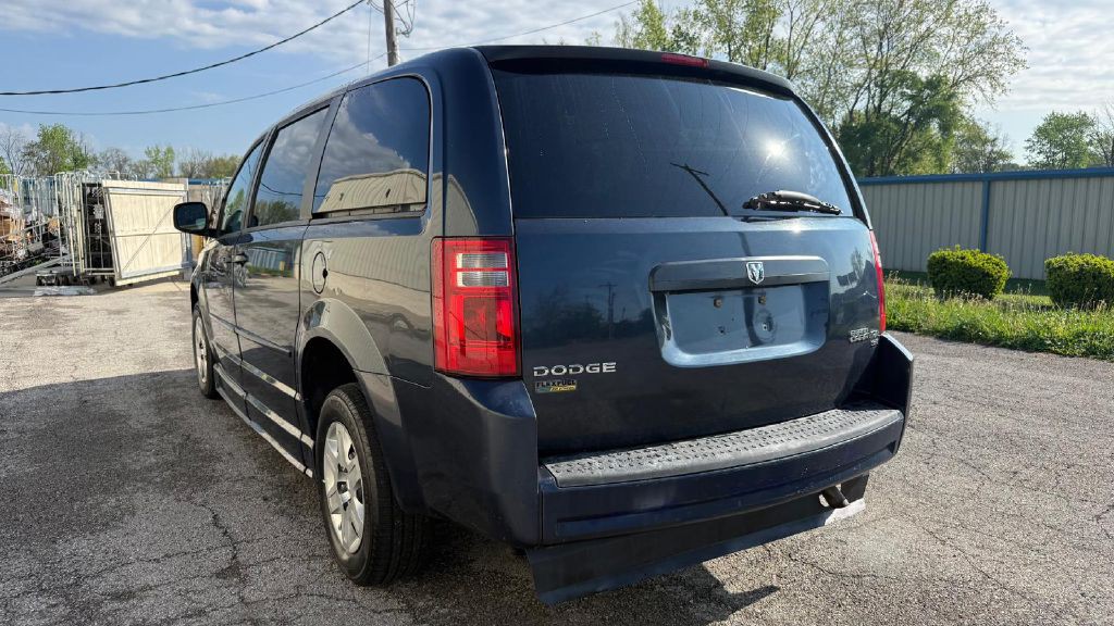 2009 Dodge Grand Caravan Image 4