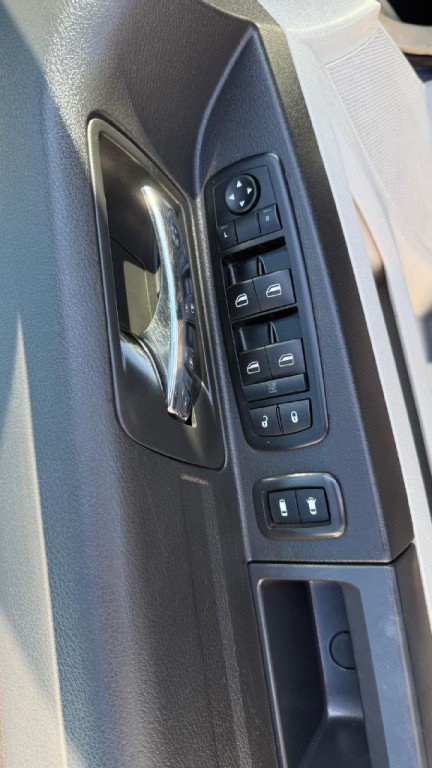 2009 Dodge Grand Caravan Image 12