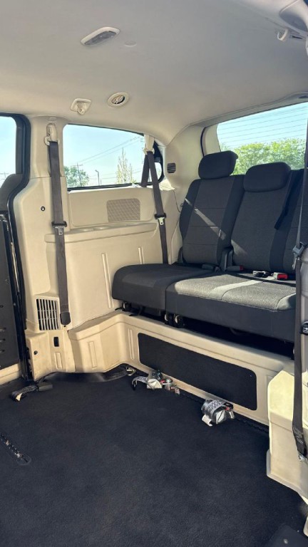2009 Dodge Grand Caravan Image 14