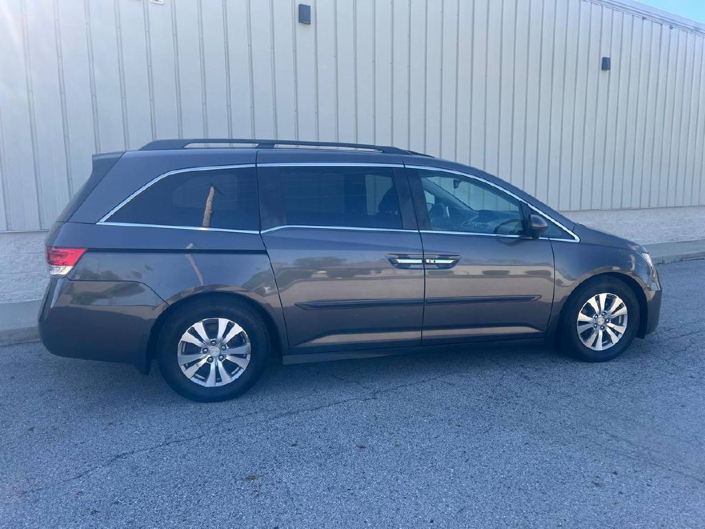2015 Honda Odyssey Image 5