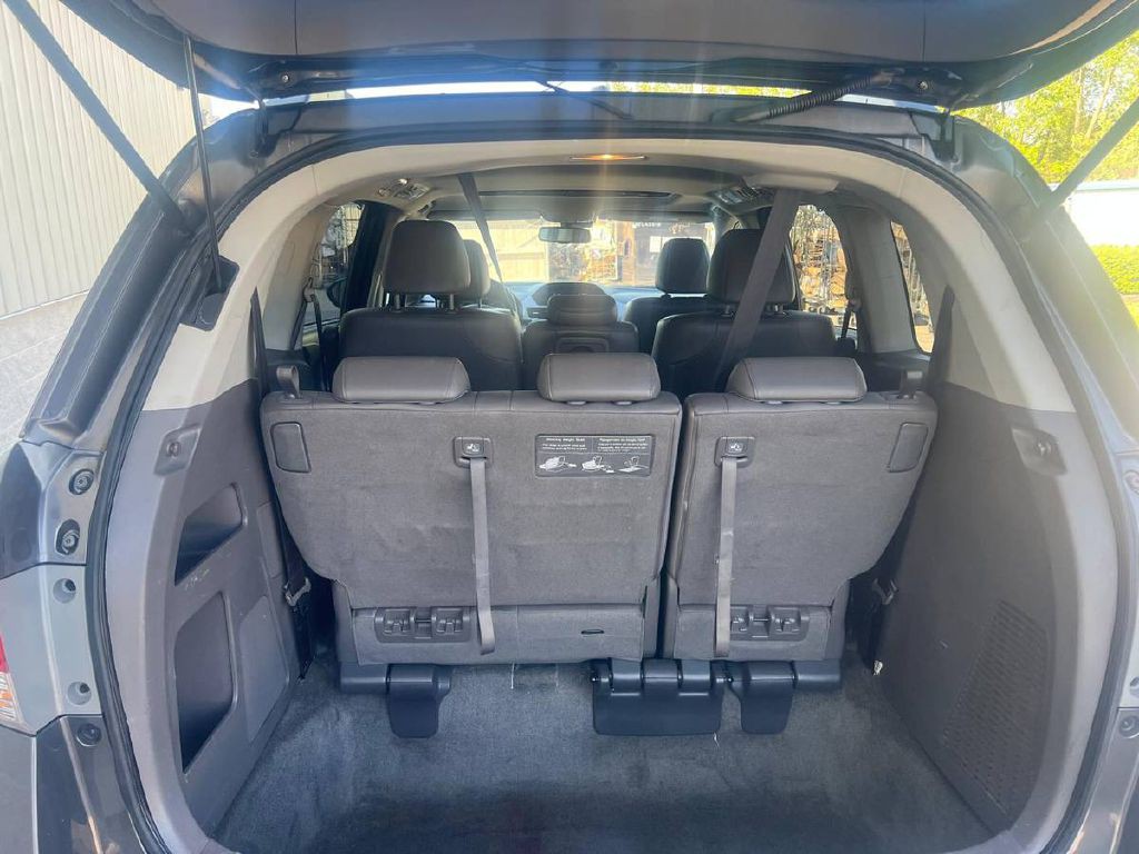 2015 Honda Odyssey Image 13