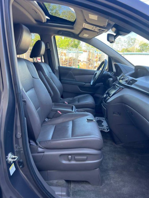 2015 Honda Odyssey Image 21