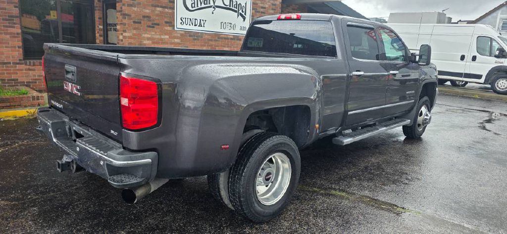 2015 GMC Sierra Image 3