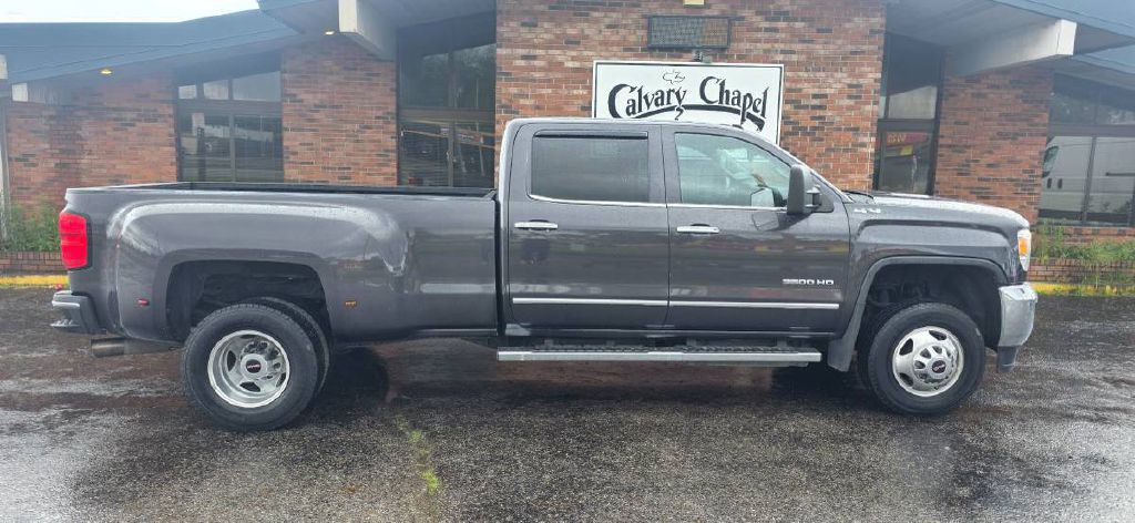 2015 GMC Sierra Image 4