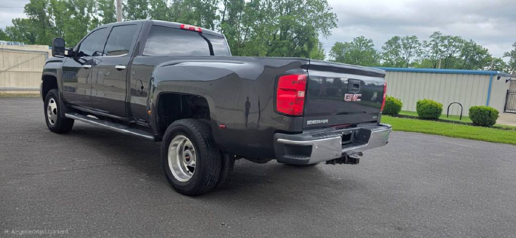 2015 GMC Sierra Image 5