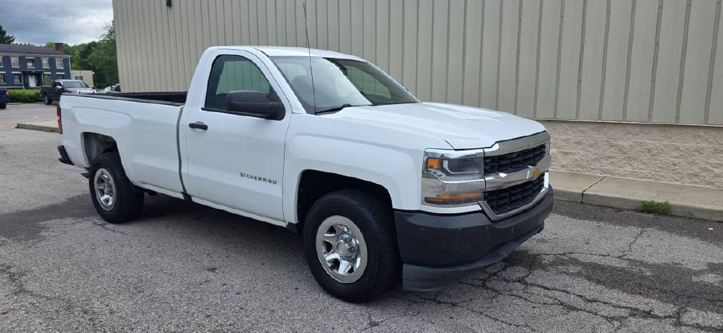 2016 Chevrolet Silverado 1500 Image 3