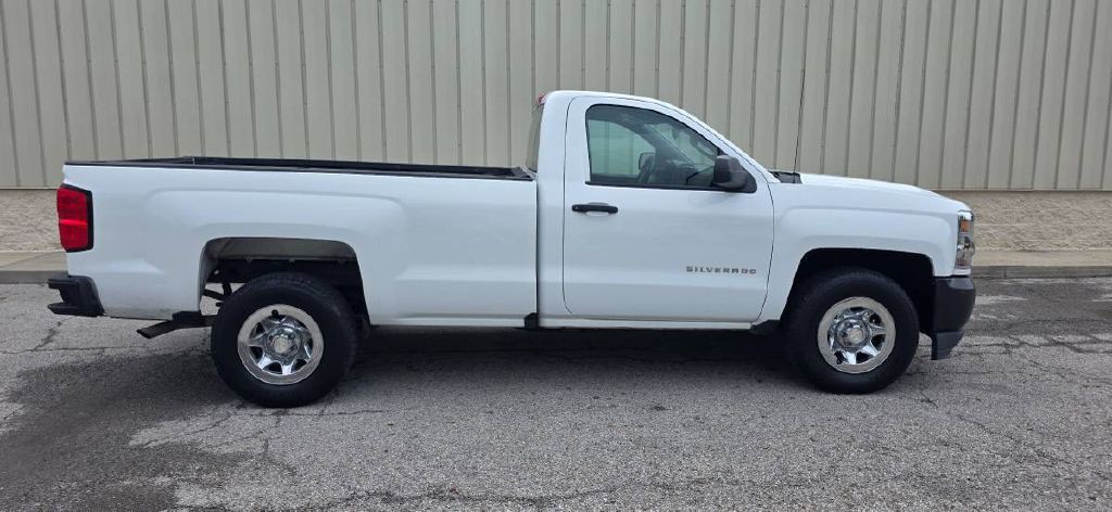 2016 Chevrolet Silverado 1500 Image 10
