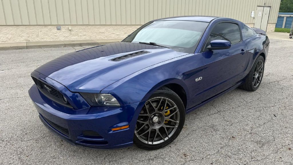 2014 Ford Mustang Image 1