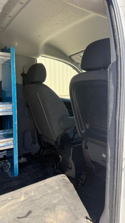 2015 Chevrolet Express Image 13