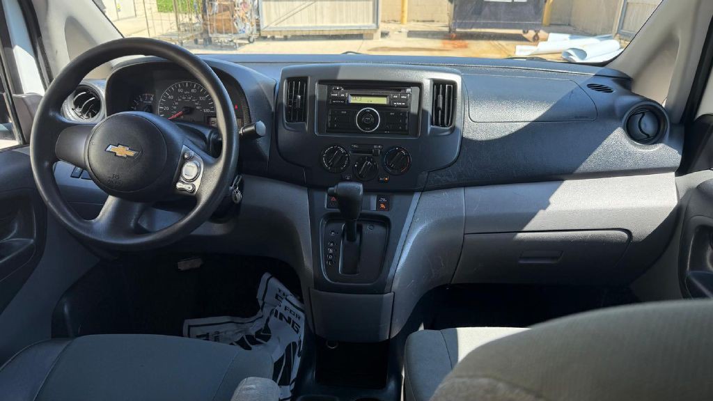2015 Chevrolet Express Image 16