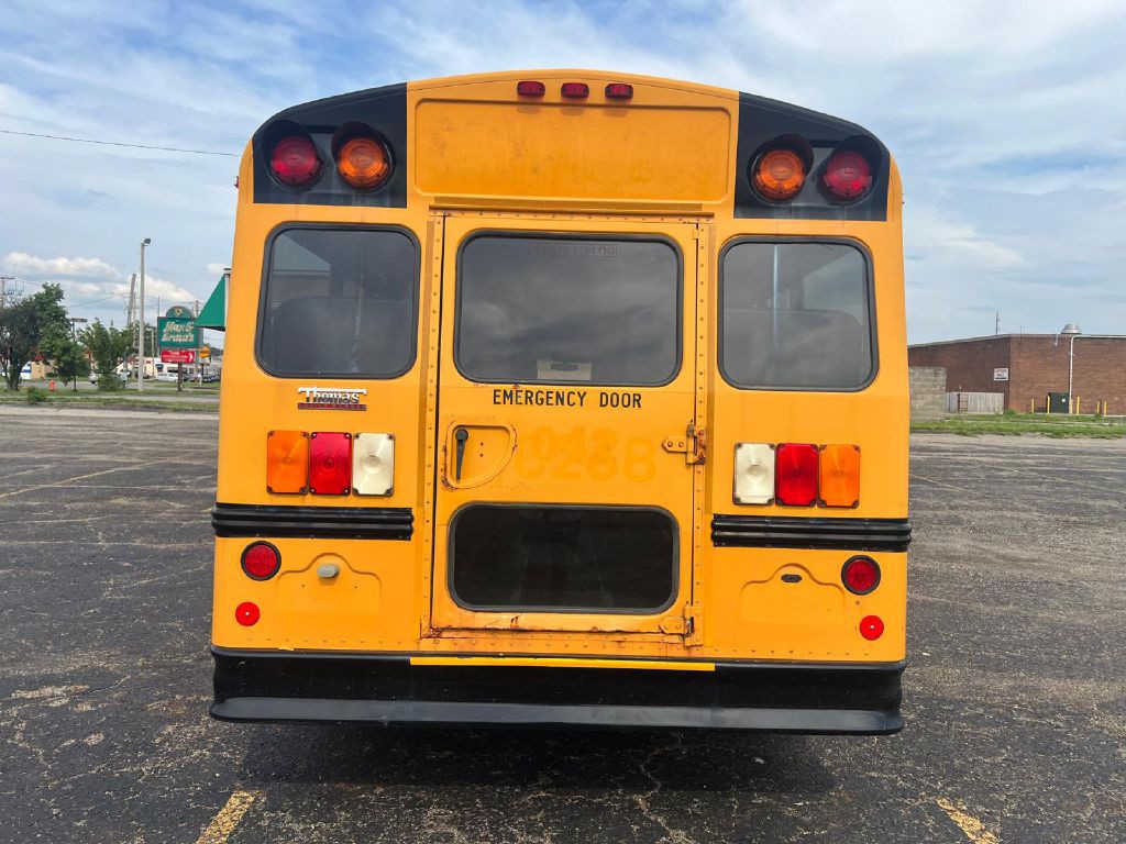 2010 Chevrolet Express Image 8