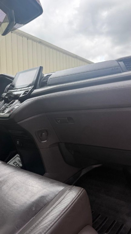 2018 Honda Odyssey Image 16