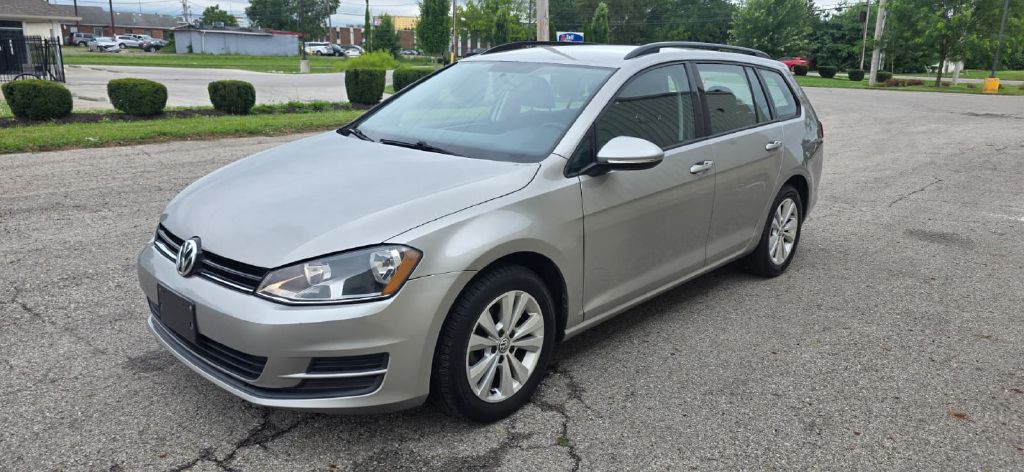 2017 Volkswagen Golf Image 7