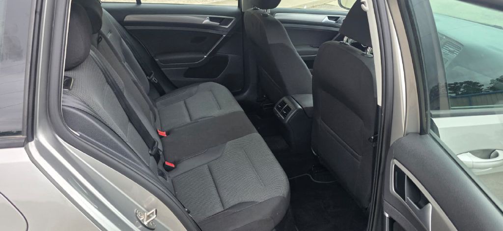 2017 Volkswagen Golf Image 15